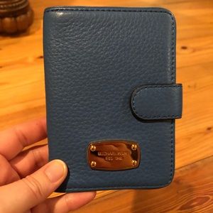 Micheal Kors wallet